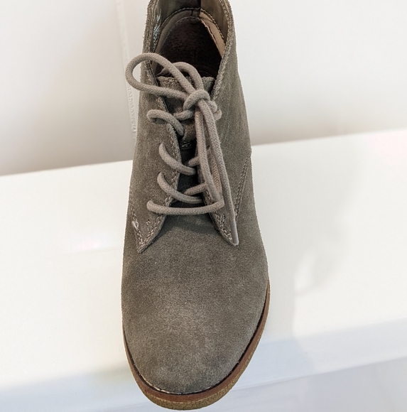 Suede wedges by White mountain - Picture 9 of 16